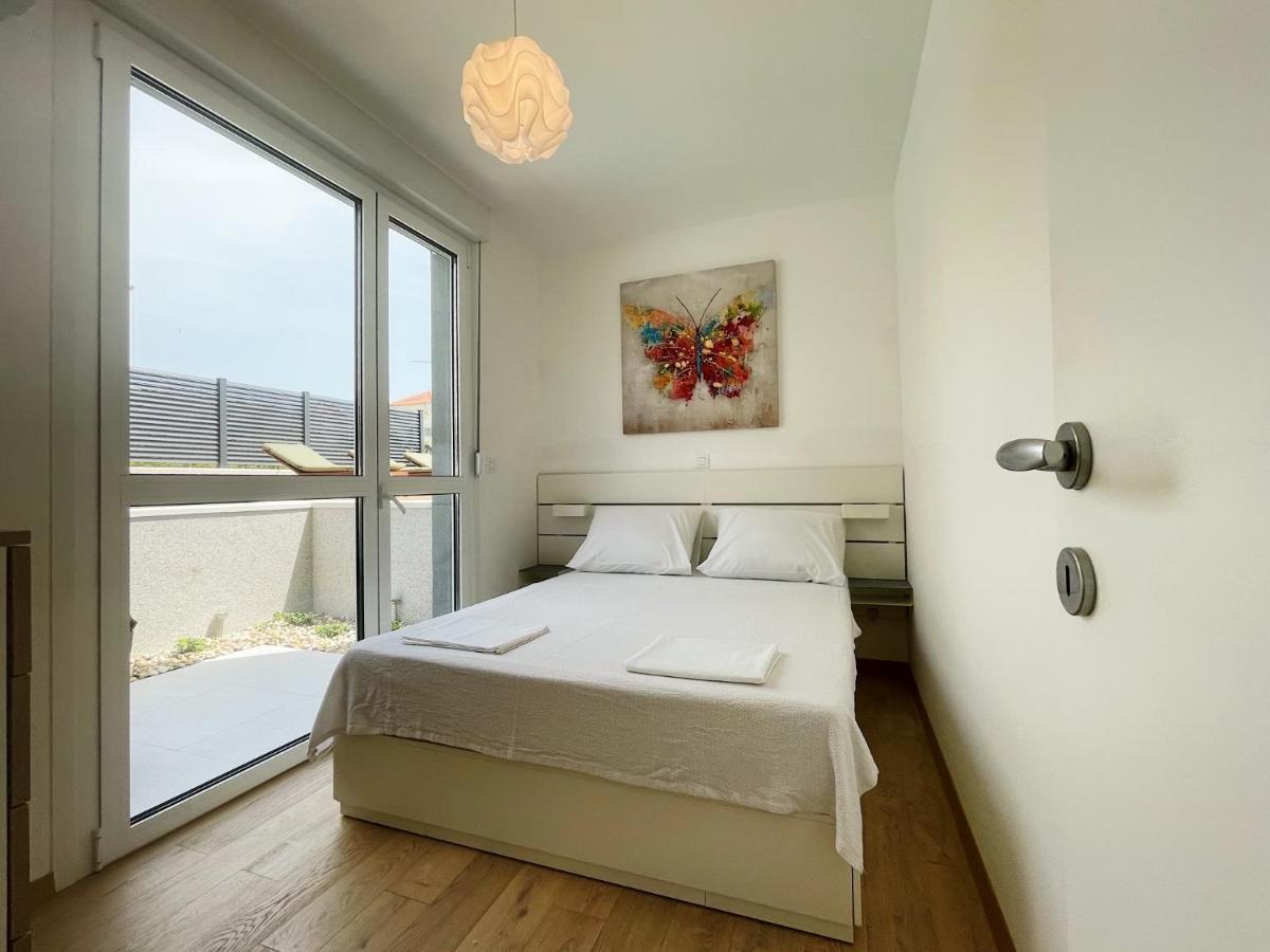Cozy Seaside Apartment With Pool & Terrace Split Ngoại thất bức ảnh